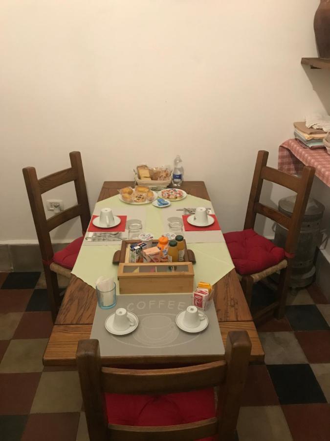 Le Prigioni Del Palazzo B&B ソラ エクステリア 写真