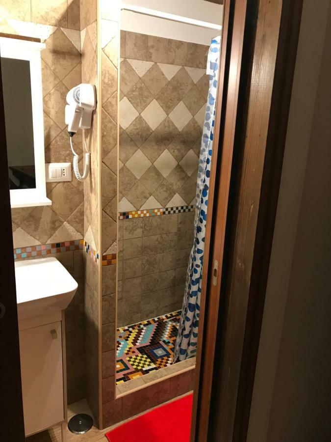 Le Prigioni Del Palazzo B&B ソラ エクステリア 写真