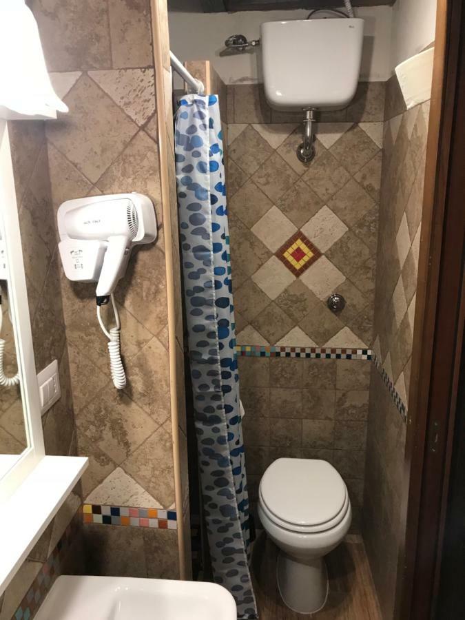 Le Prigioni Del Palazzo B&B ソラ エクステリア 写真